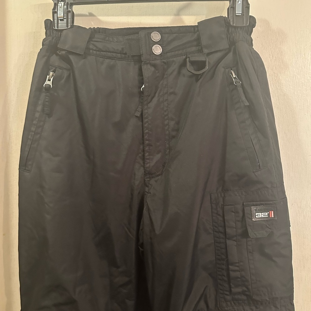 32 Degree WeatherProof  Black  Unsex Snow Pants - Picture 4 of 16